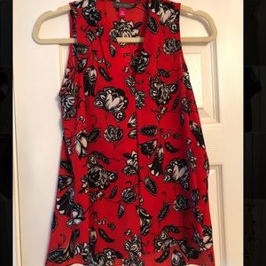 Vince Camuto Floral Tank | Pleated Front V Neck